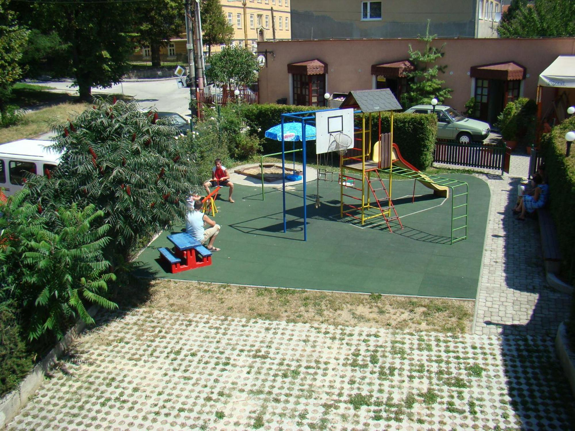 Penzion Areal Zamma Рожнява Экстерьер фото